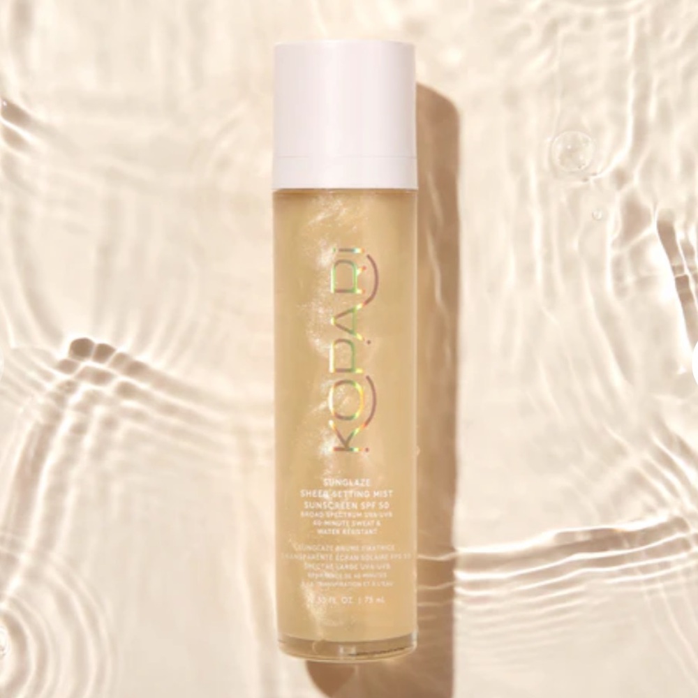 Kopari Setting Mist Sheer Sunglaze Sunscreen SPF 50 Hyaluronic Acid & Vitamin C